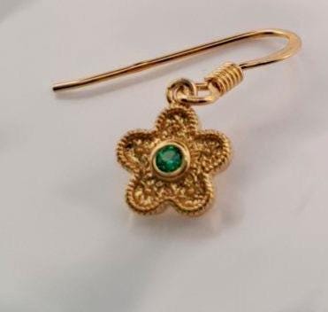 Gold Floral Earrings – Byzantine Style Green Gemstone Drops | Vintage Flower Jewelry