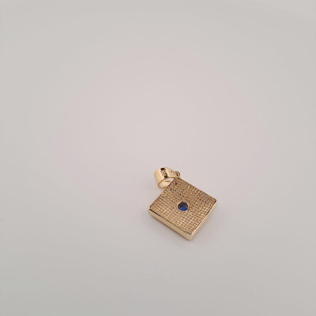 Gold Plated Pendant – Byzantine Textured Rhombus Charm With Synthetic Gemstone