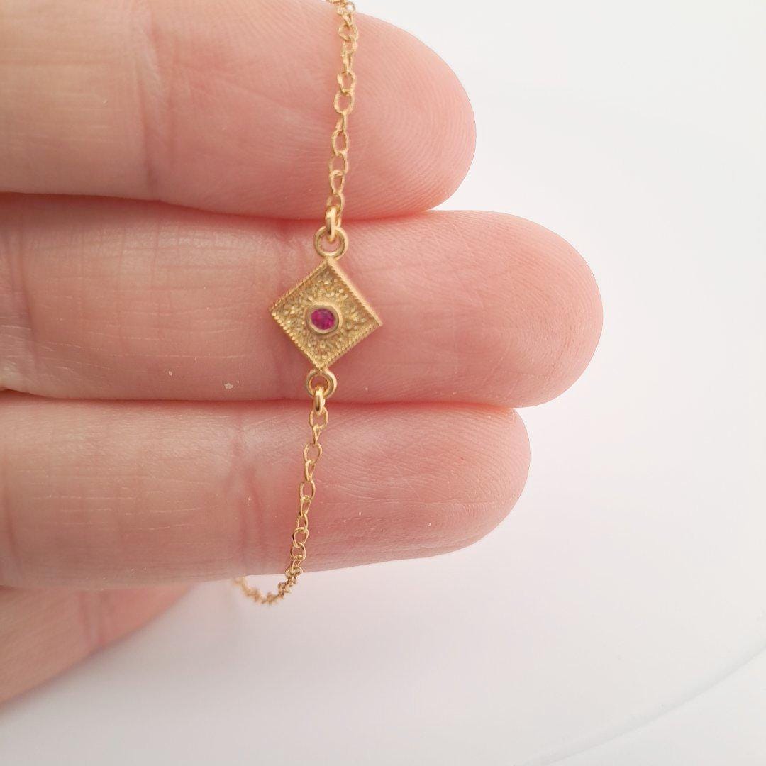 Byzantine Gold Bracelet – Sterling Silver Adjustable Chain With Red Gemstone Charm