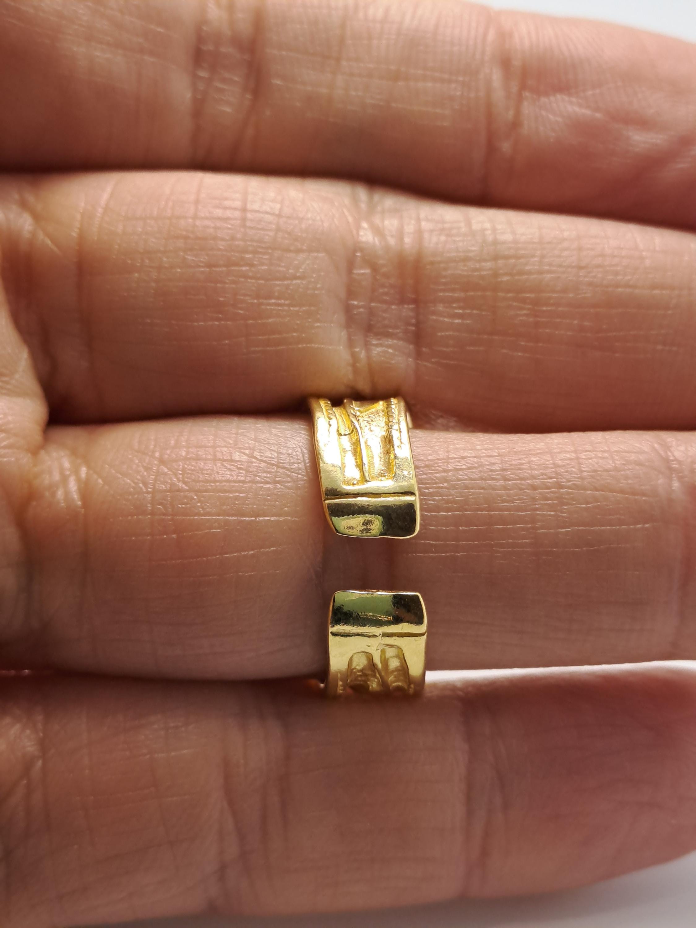 Byzantine Floral Cuff Ring – Adjustable Ornate Leaf Band with Classic Gold Finish