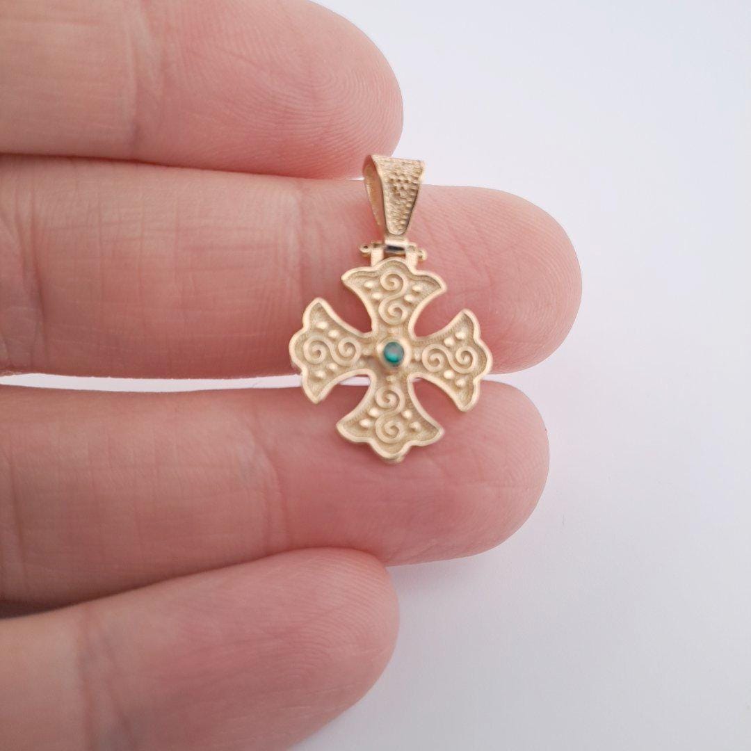 Gold Plated Cross Pendant – Byzantine Engraved Gemstone Religious Charm