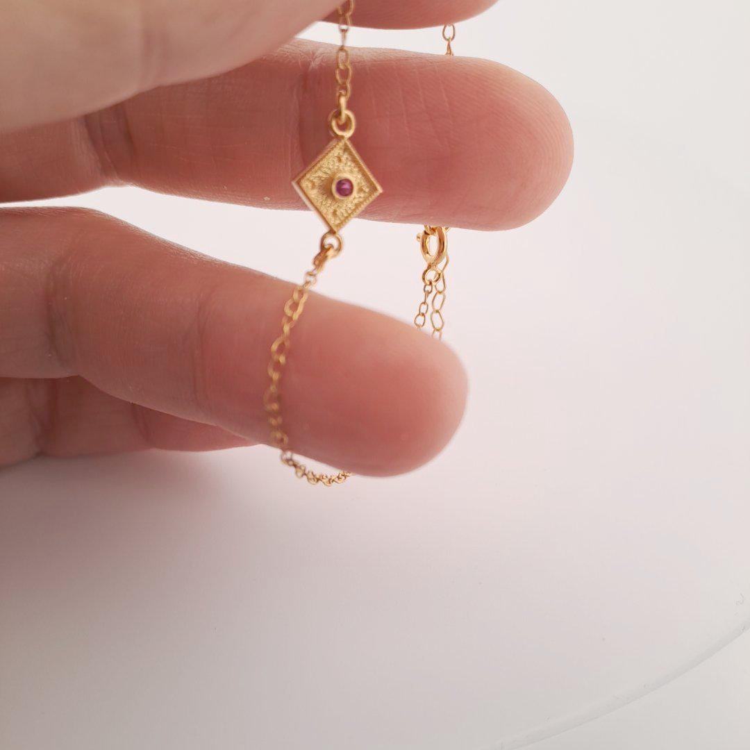 Byzantine Gold Bracelet – Sterling Silver Adjustable Chain With Red Gemstone Charm