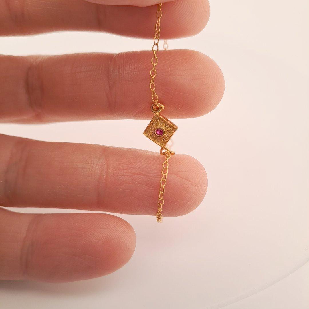 Byzantine Gold Bracelet – Sterling Silver Adjustable Chain With Red Gemstone Charm