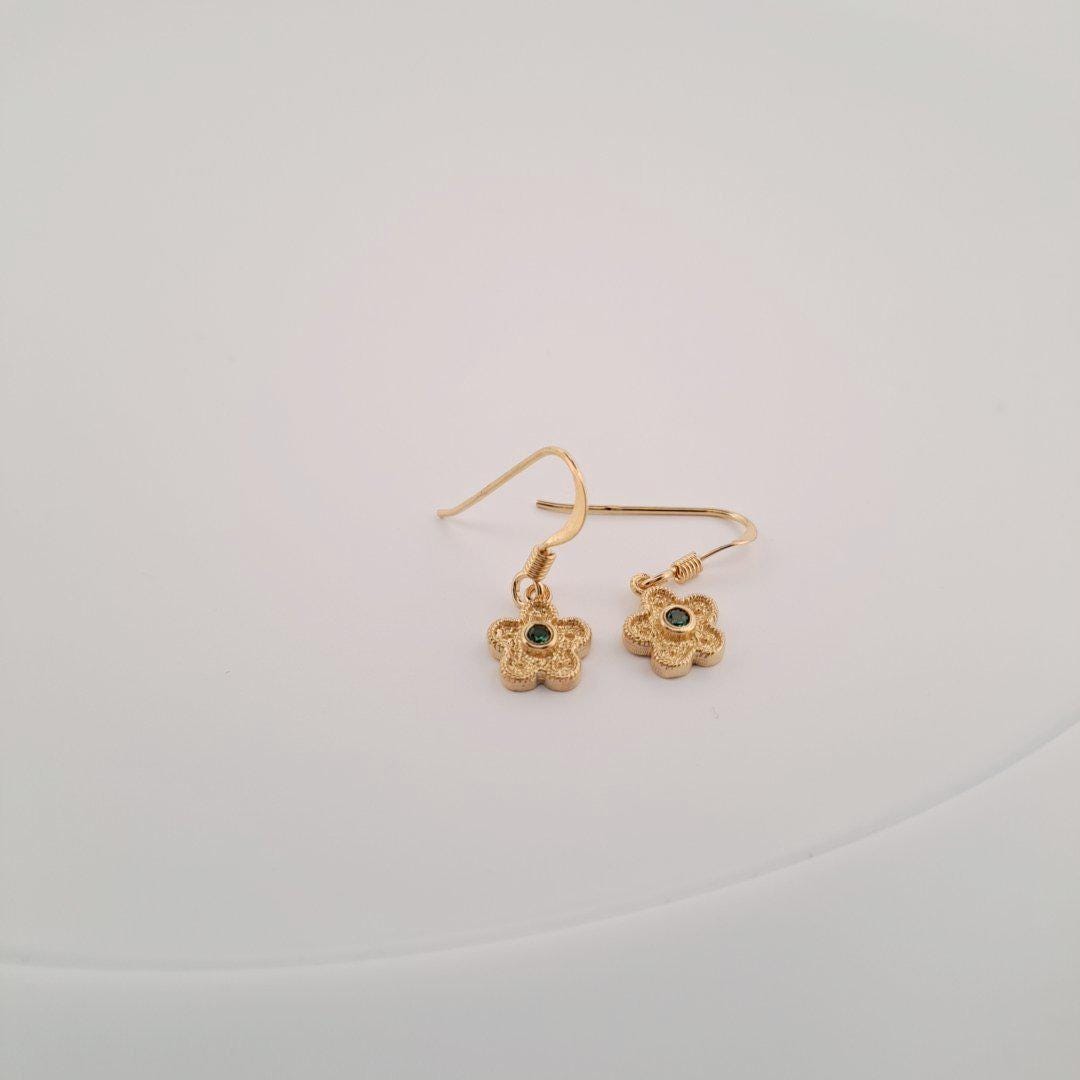Gold Floral Earrings – Byzantine Style Green Gemstone Drops | Vintage Flower Jewelry